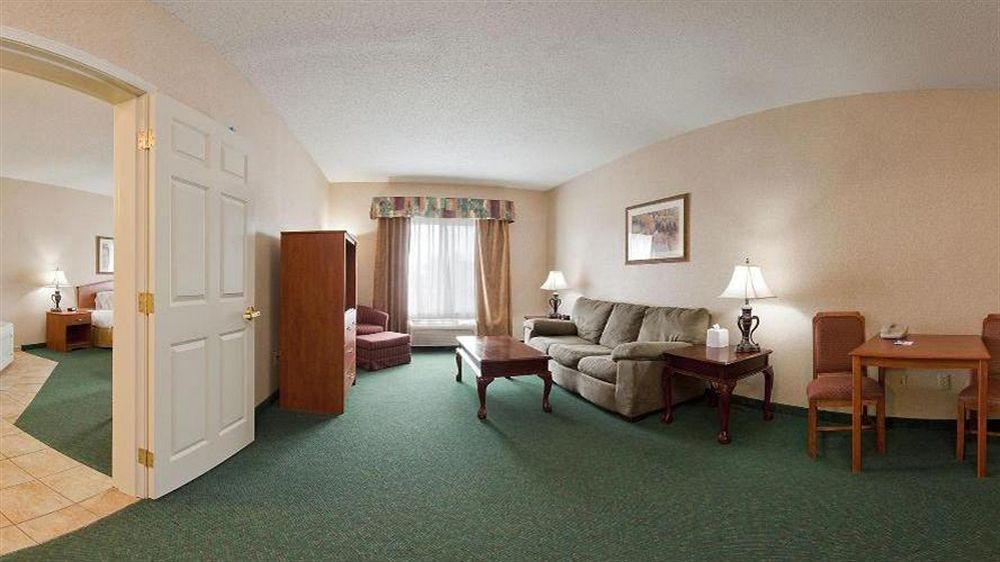 Holiday Inn Express & Suites Vermillion, An Ihg Hotel Exteriér fotografie