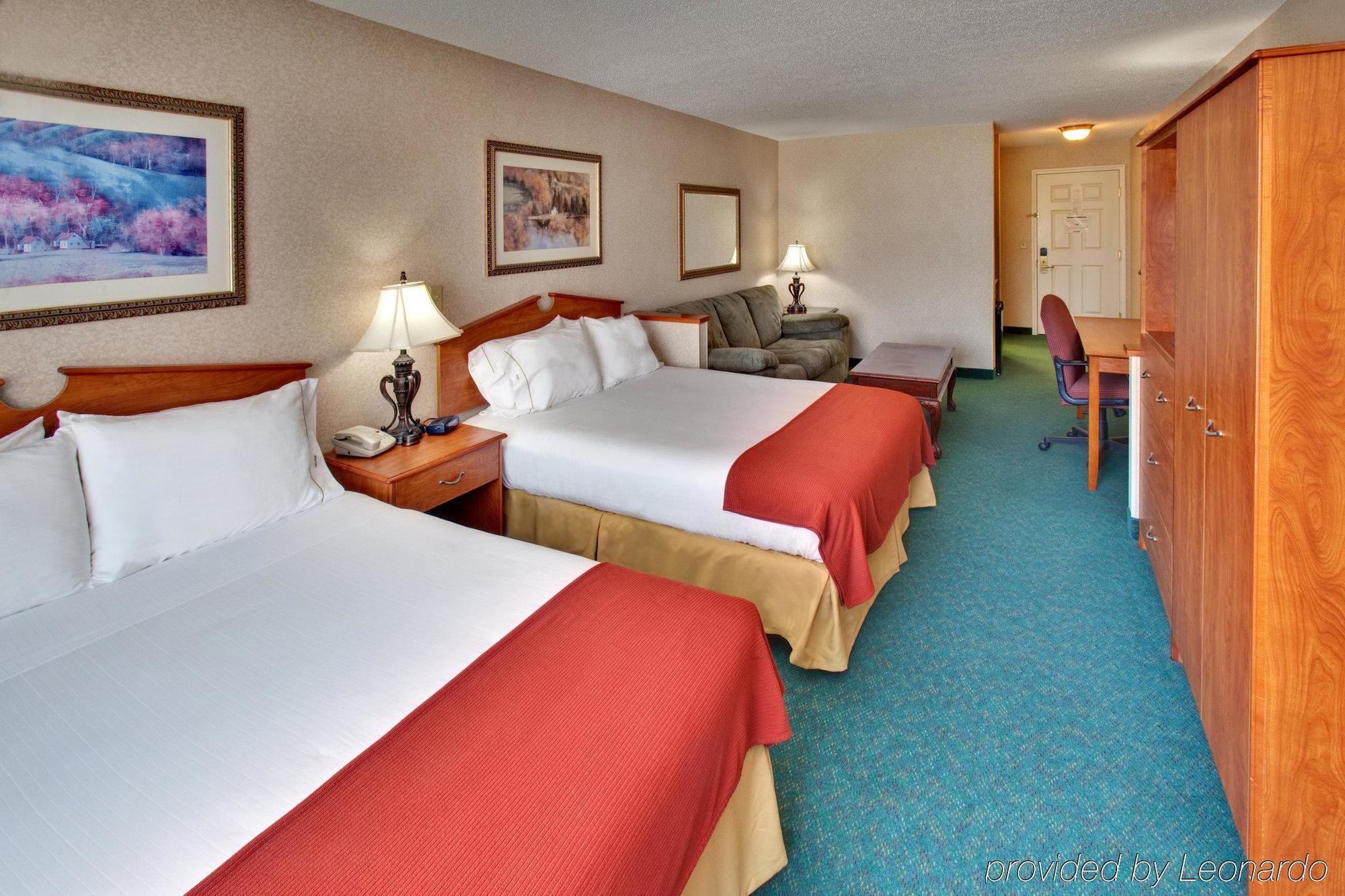 Holiday Inn Express & Suites Vermillion, An Ihg Hotel Exteriér fotografie
