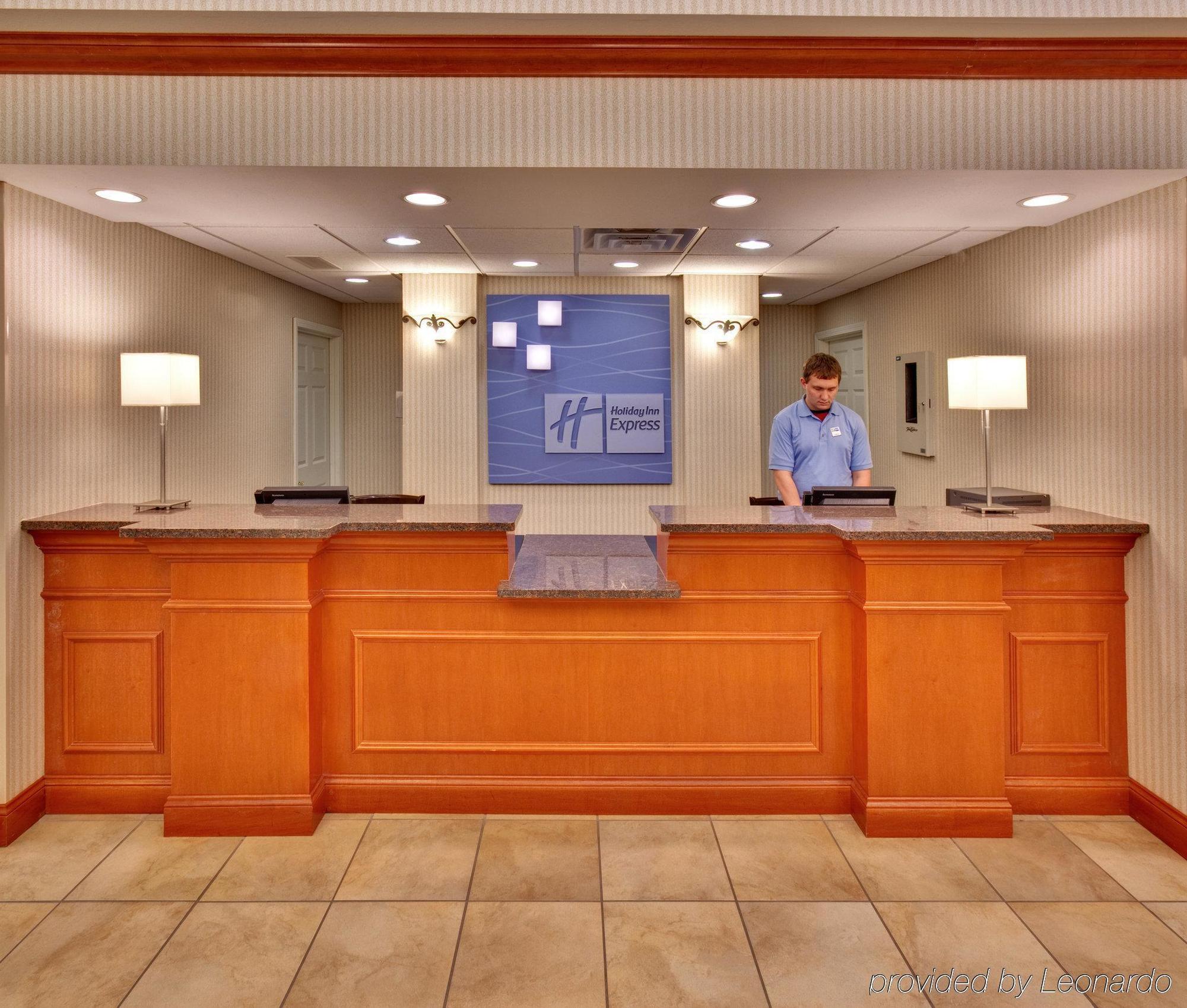 Holiday Inn Express & Suites Vermillion, An Ihg Hotel Exteriér fotografie